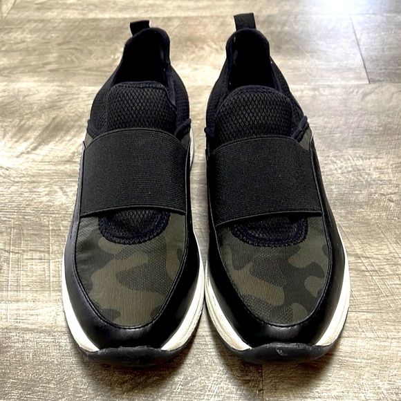 AK Anne Klein Camouflage Backdoor Slip-On Sport Sneakers - Picture 3 of 12